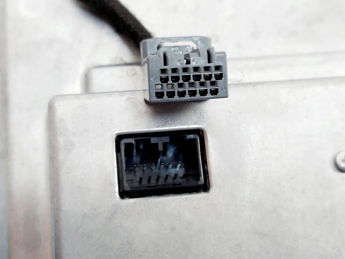 Volvo V90 Display 32247465 image 5