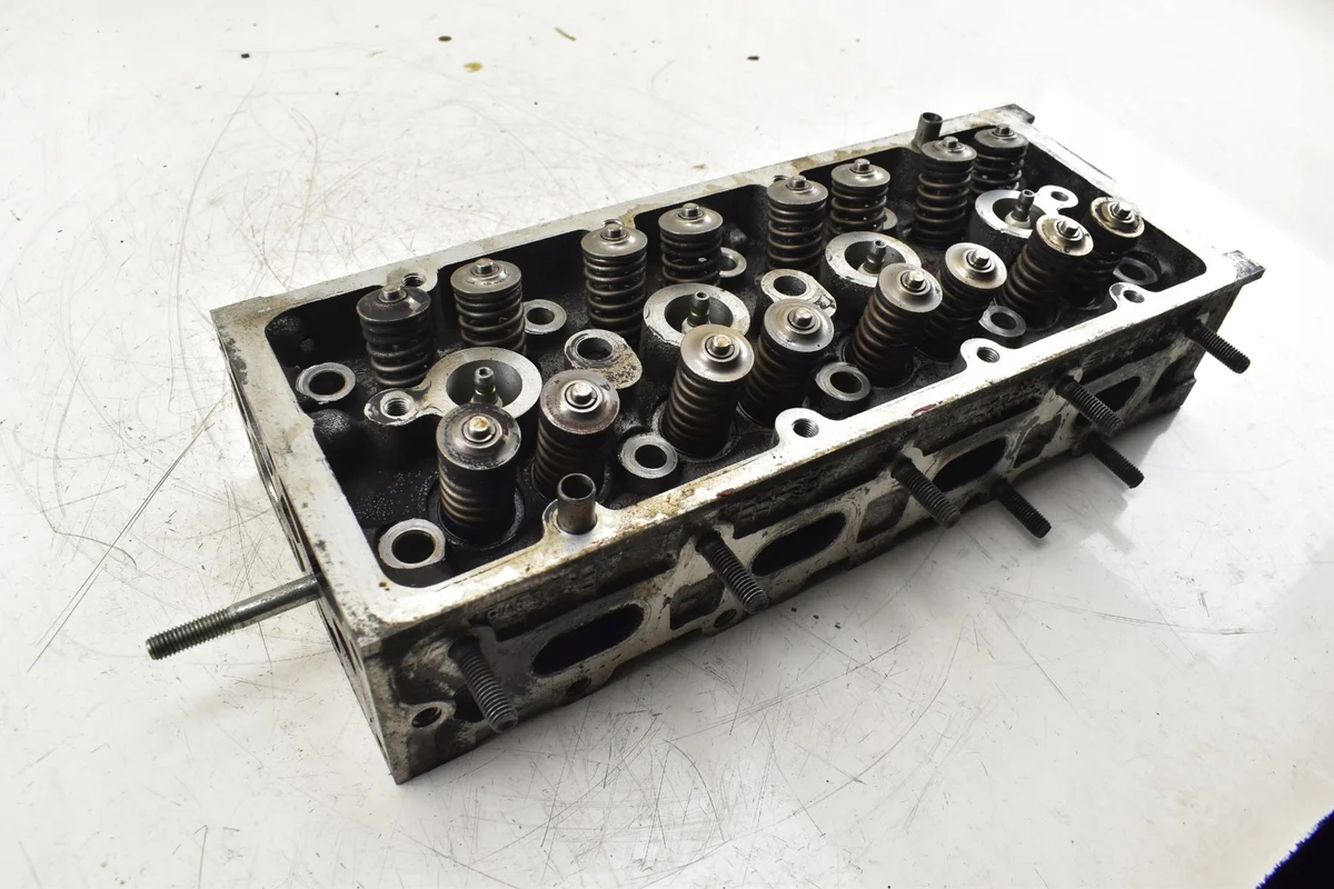 Cabeça de Cilindros ALFA MITO LANCIA DELTA III 1.4 T-JET TB 55218237