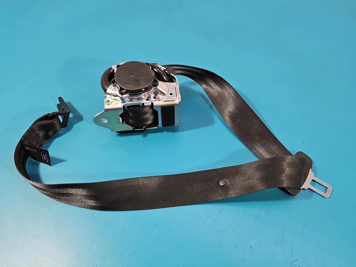 Sicherheitsgurt hinten links Volvo XC60 II 39838359