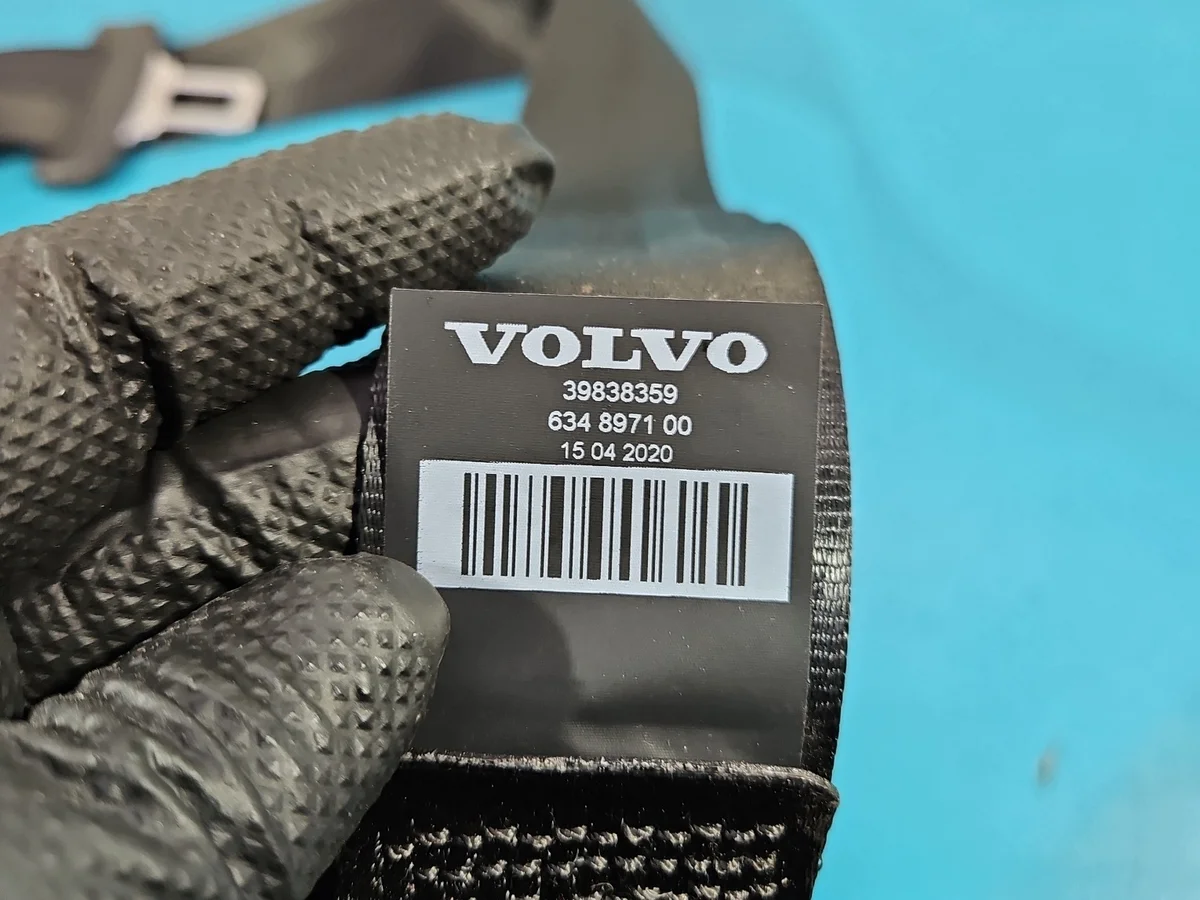 Sicherheitsgurt hinten links Volvo XC60 II 39838359 thumbnail 9