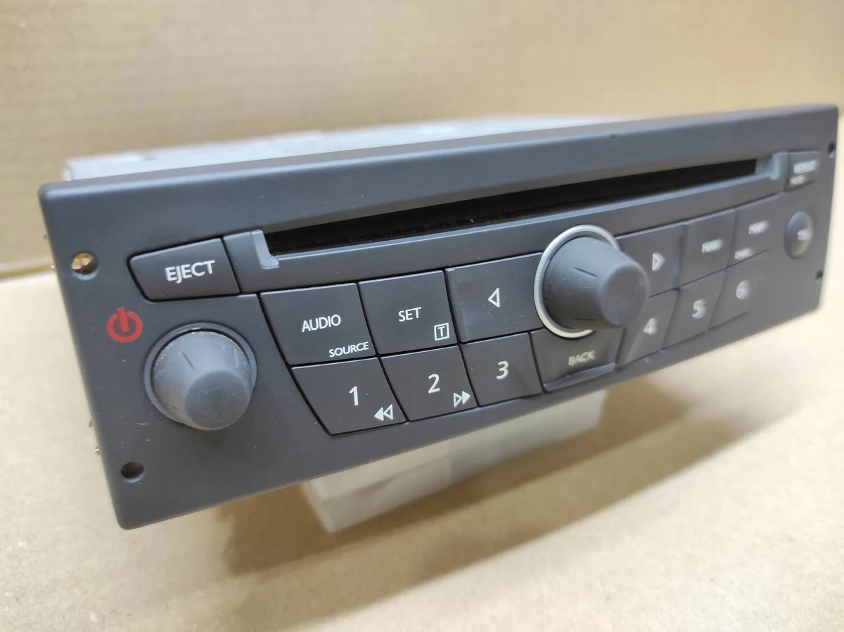 Radio CD Renault Espace IV 281151367R