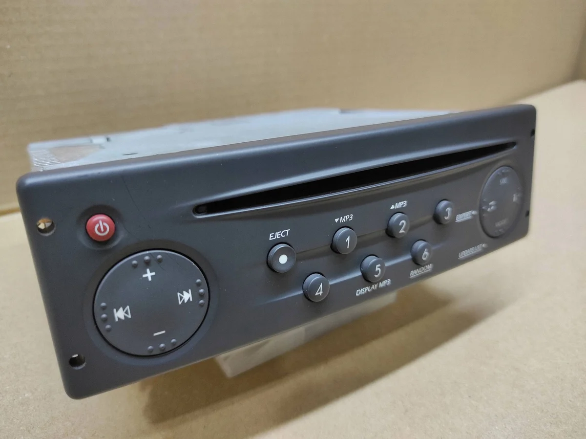 Renault Espace IV Radio CD 8200622638