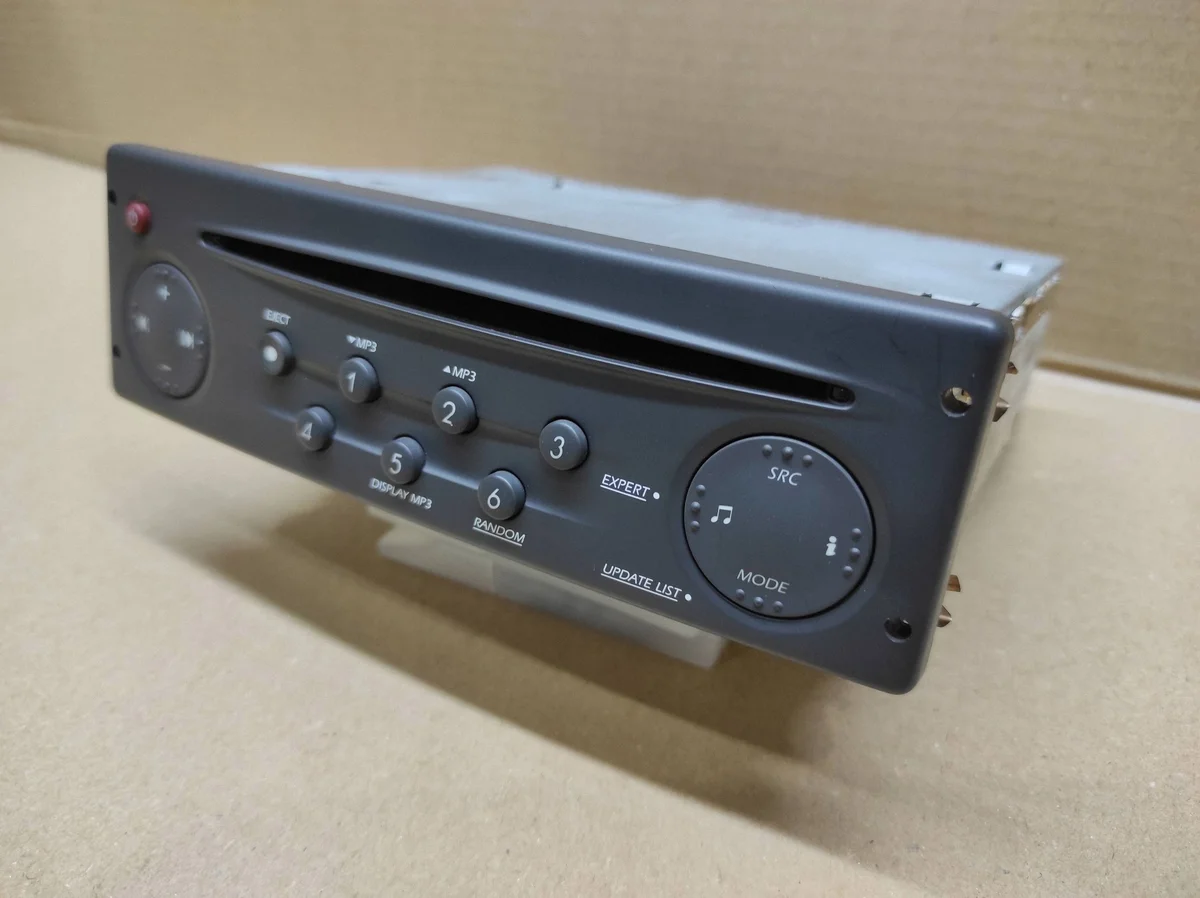 Radio CD Renault Espace IV 8200622638 thumbnail 3