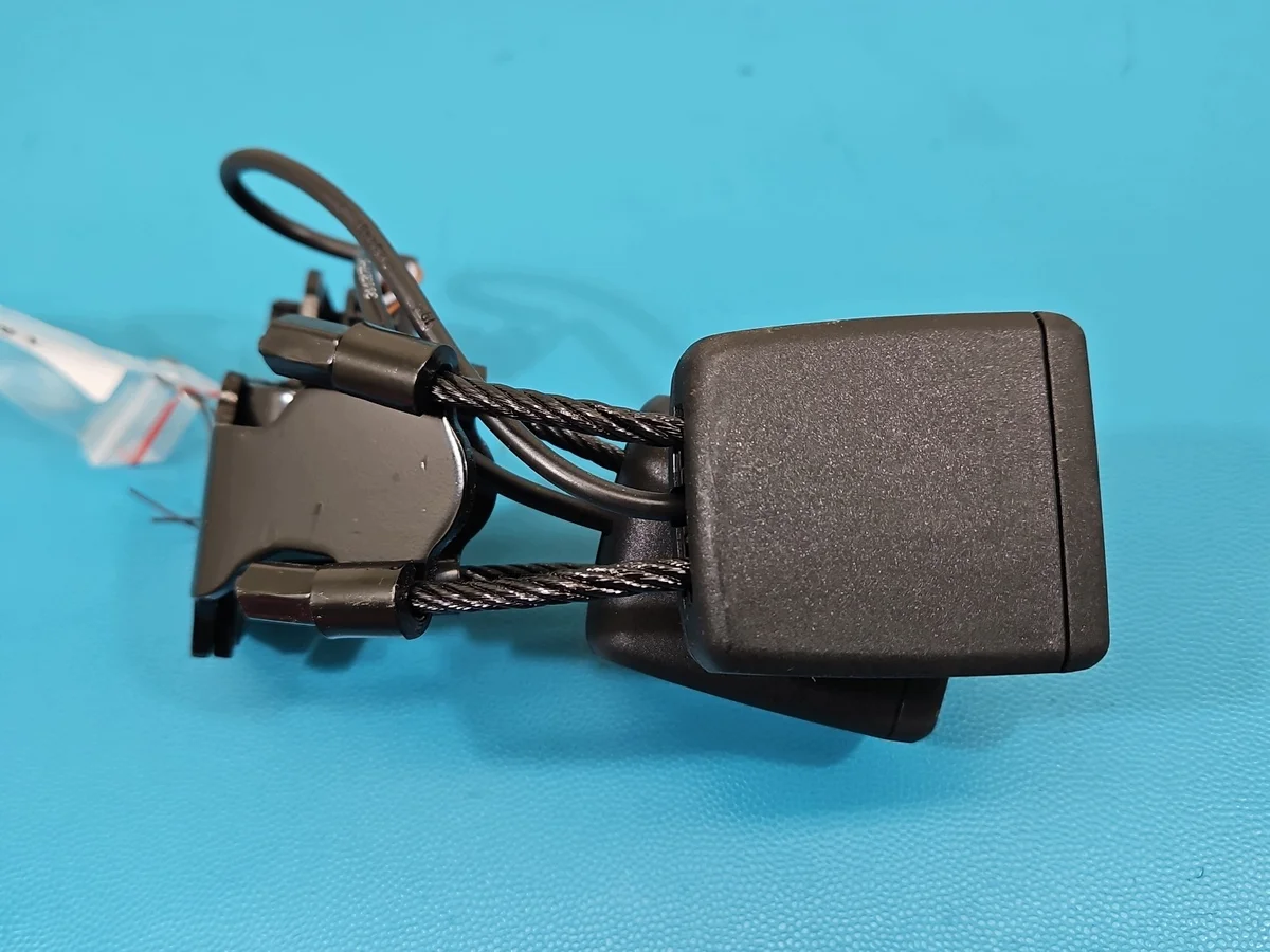 Gurtstraffer hinten links VW Passat B9 3J0857739 thumbnail 6