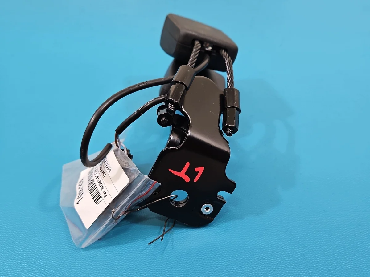 Gurtstraffer hinten links VW Passat B9 3J0857739 thumbnail 7