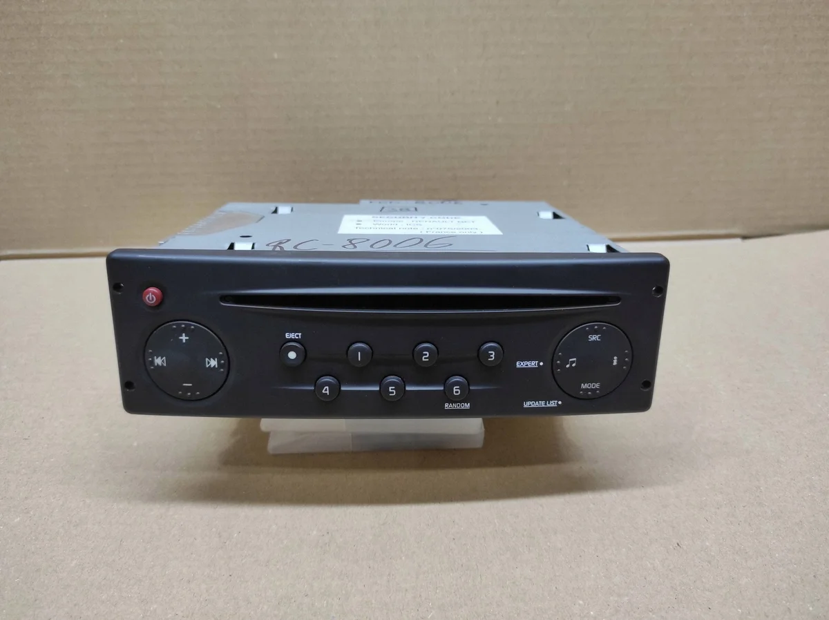 Radio CD Renault Trafic II Master Opel Movano 8200633634