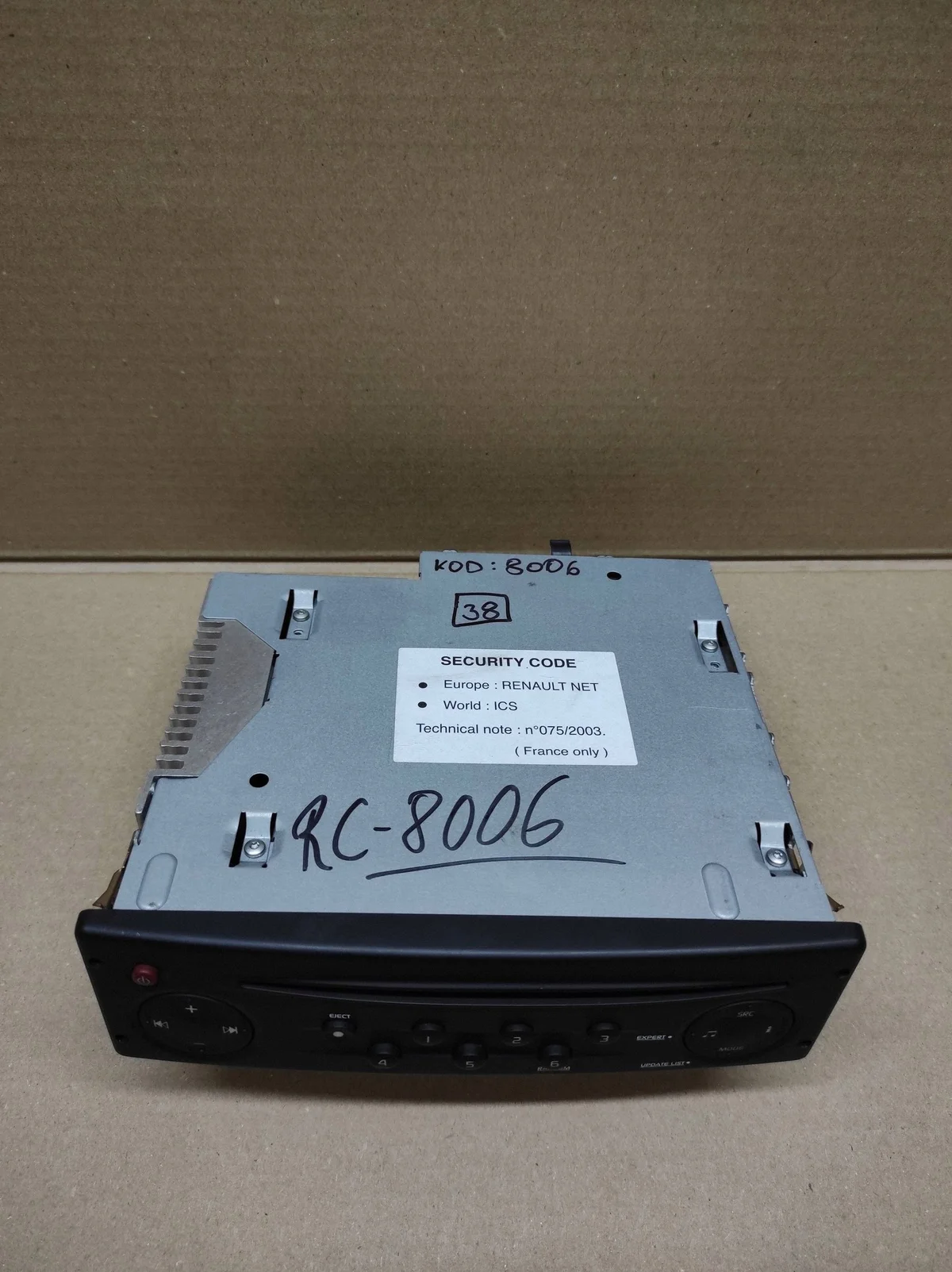 Radio CD Renault Trafic II 8200633634 image 4