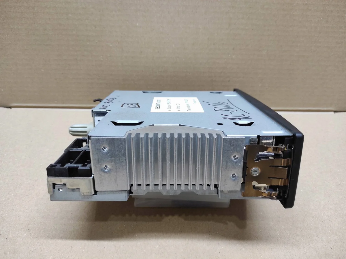 Radio CD Renault Trafic II 8200633634 image 5