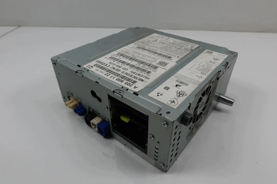 Mercedes W205 radio COMAND 2059001722-1 image 5