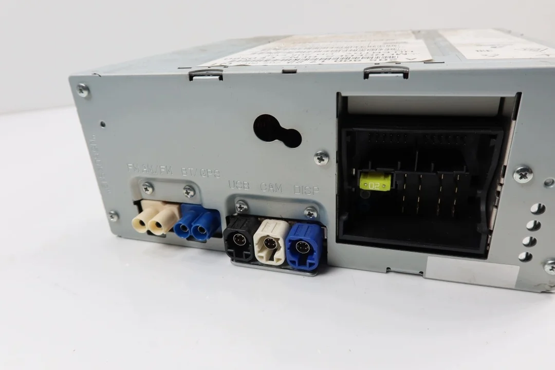 Mercedes W205 radio COMAND 2059001722-1 image 6