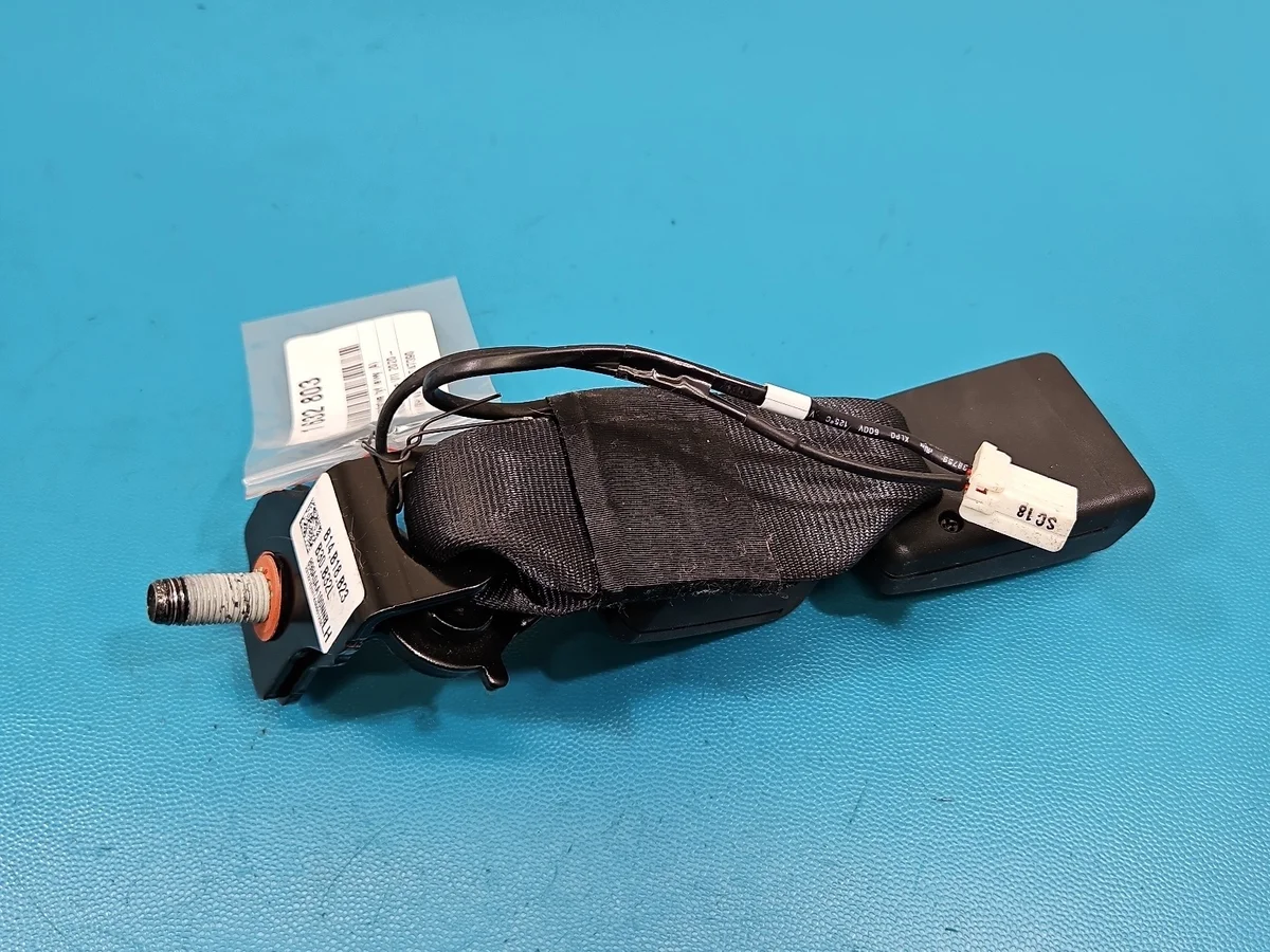 Fecho Cinto Traseiro Esquerdo Hyundai Elantra VII 898A0AA100NNB image 4