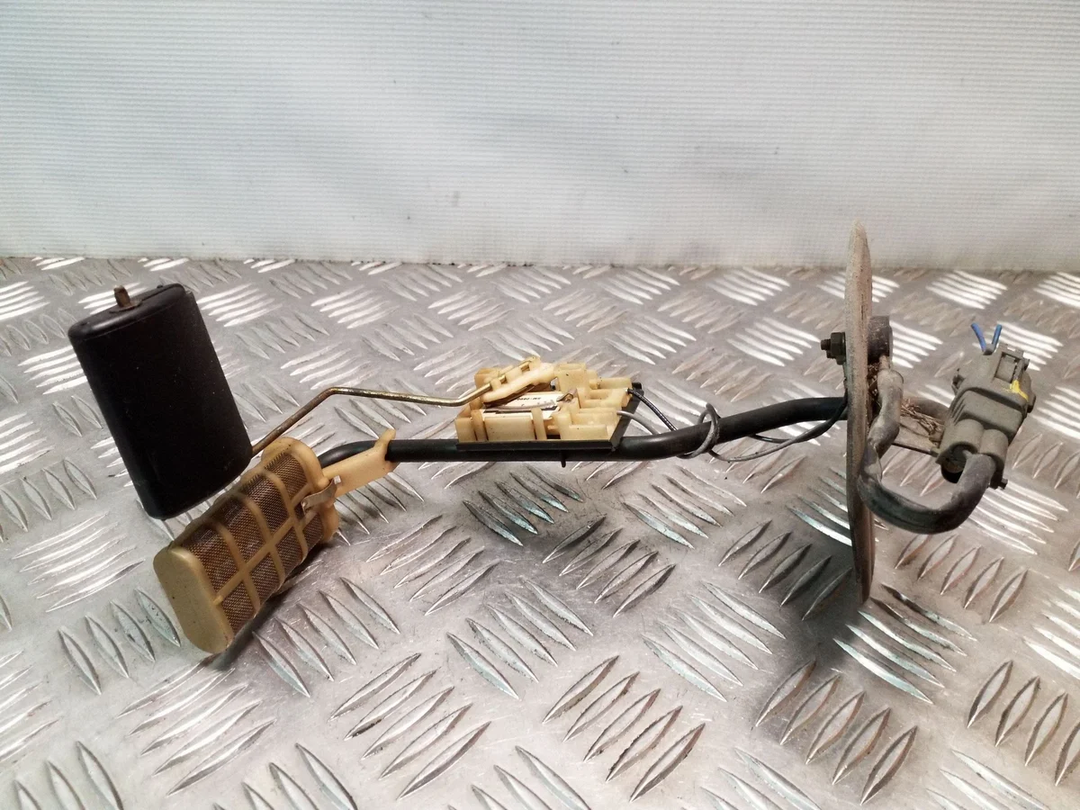 Bränslepumpsensor Hyundai Santa Fe VAI24136