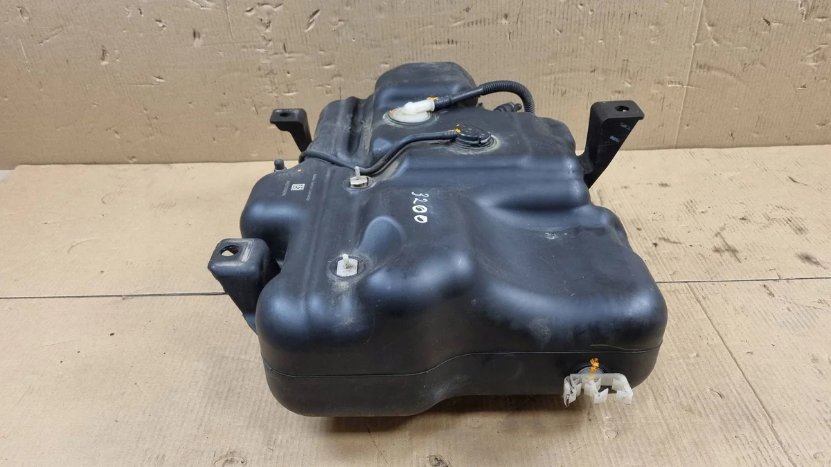 AdBlue-säiliö Opel Vivaro X821018980 image 6