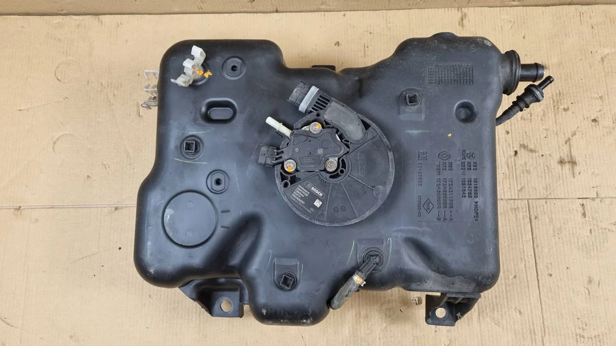 AdBlue-säiliö Opel Vivaro X821018980 image 7