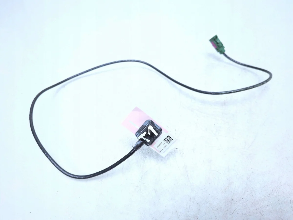 Antenne GPS Avant Tesla Model S 105239300B