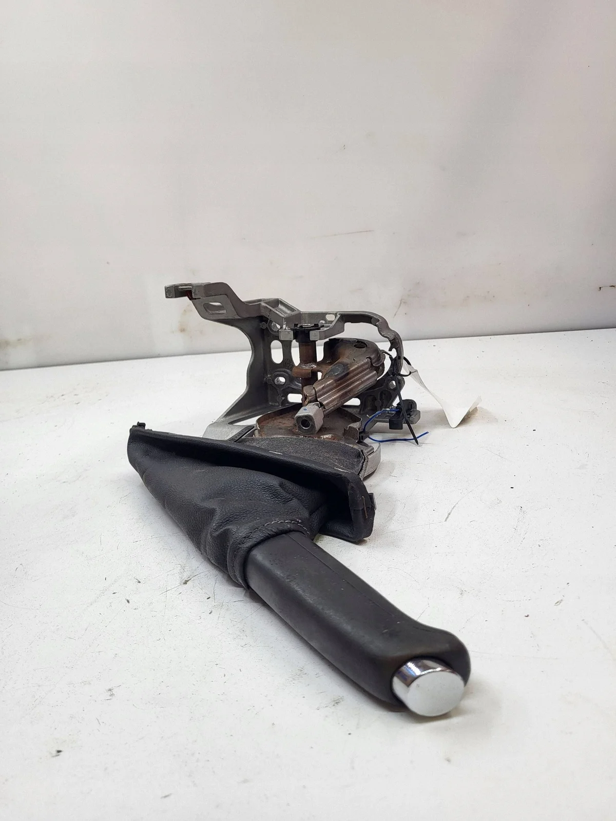 Handbremshebel Opel Astra K 10910 thumbnail 3