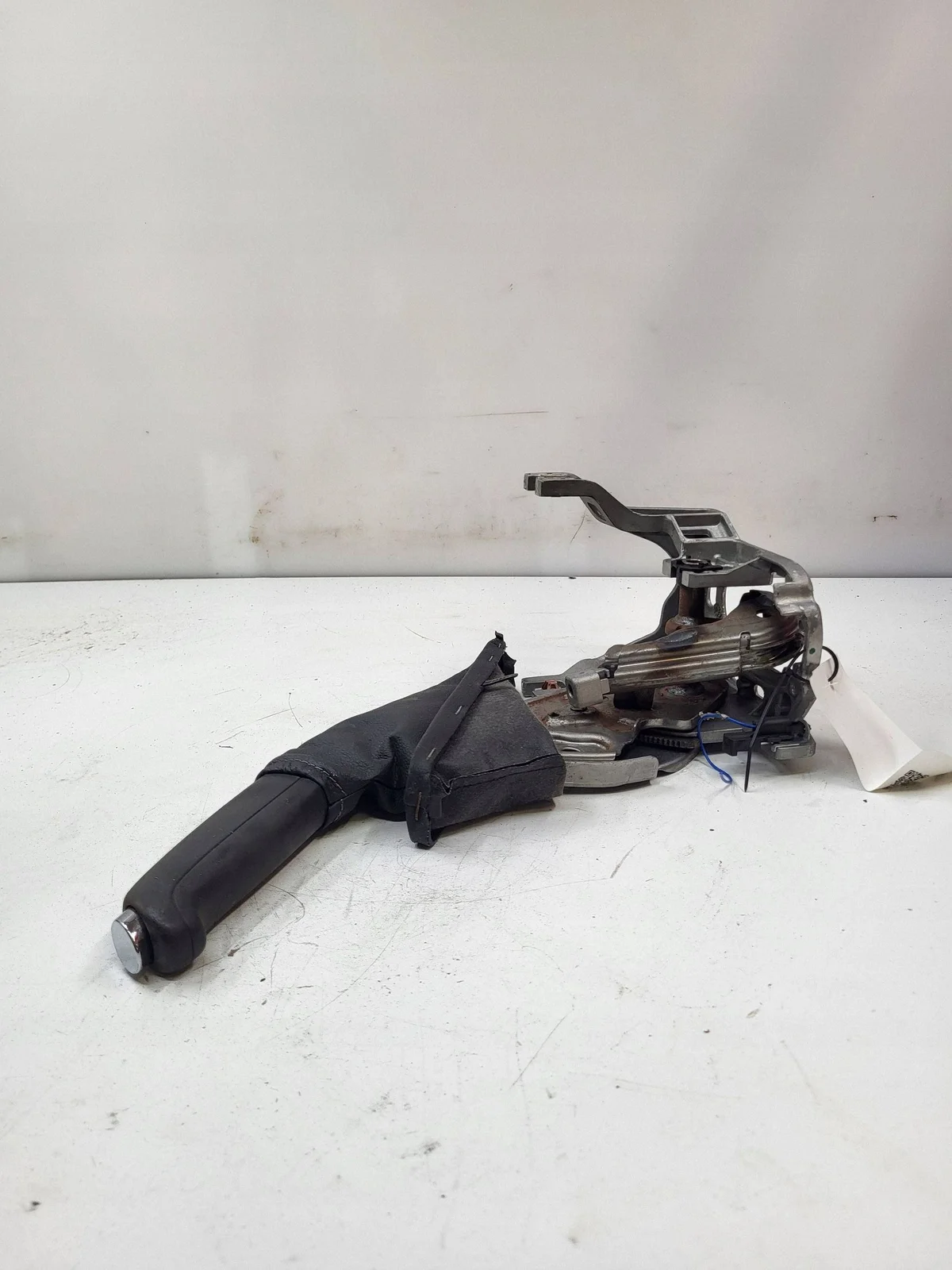 Handbremshebel Opel Astra K 10910 thumbnail 4