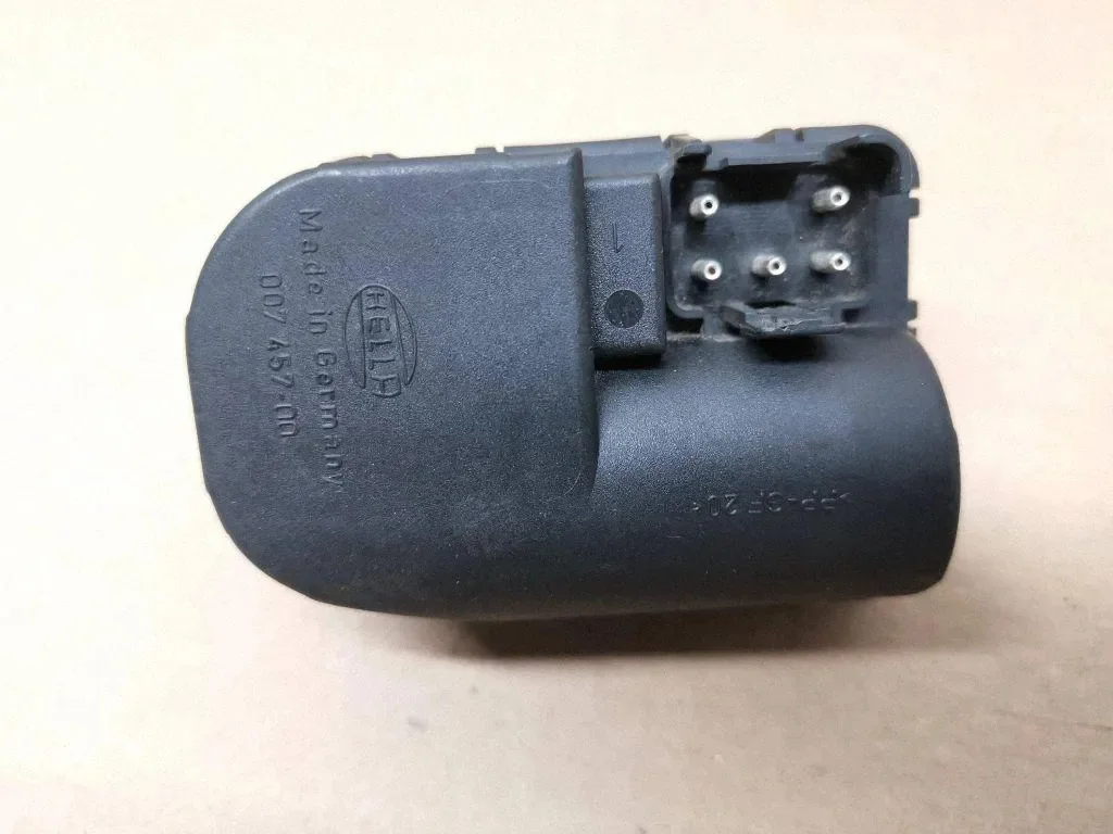 Moteur de phare Mercedes E W210 00745700