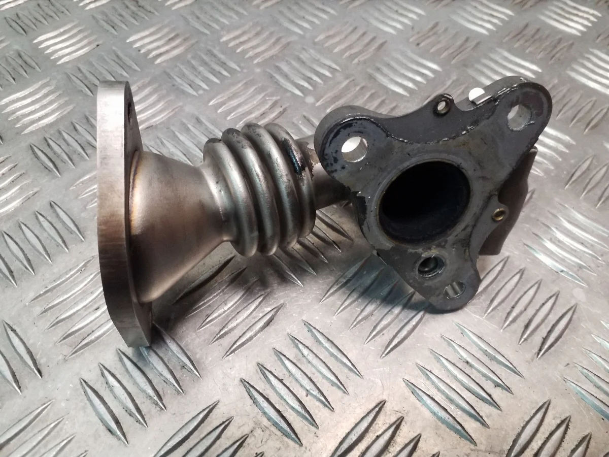 EGR-Leitung Mazda 6 VAI26105