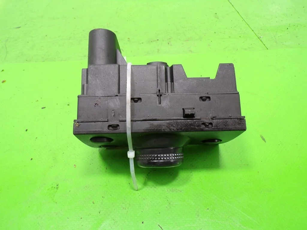Opel Meriva A valokatkaisin 93194756 image 5