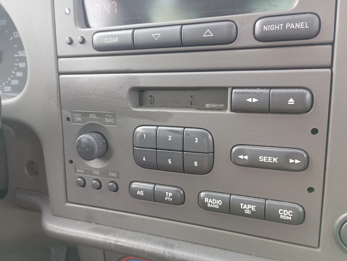 Saab 9-3 Cassette Radio MM-1510-7