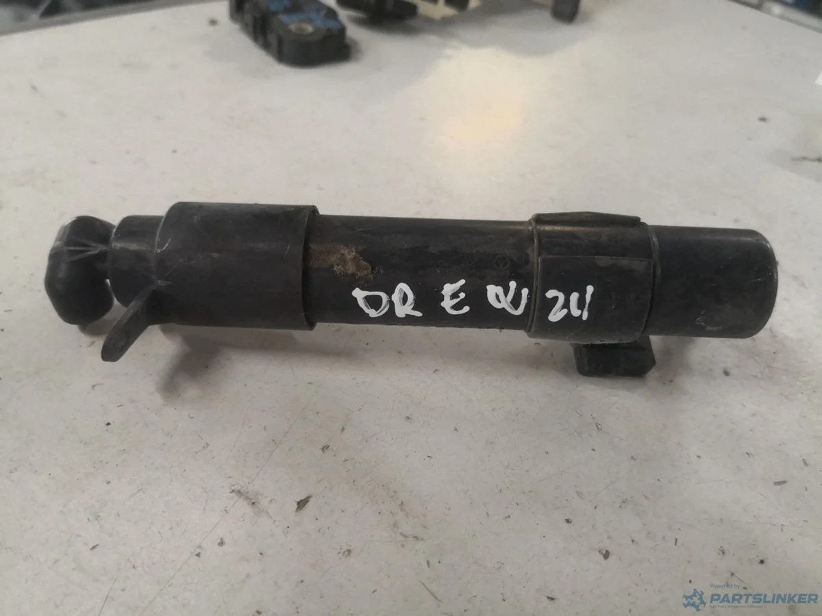 Mercedes-Benz E W211 Headlight Washer Motor Right AIM13497