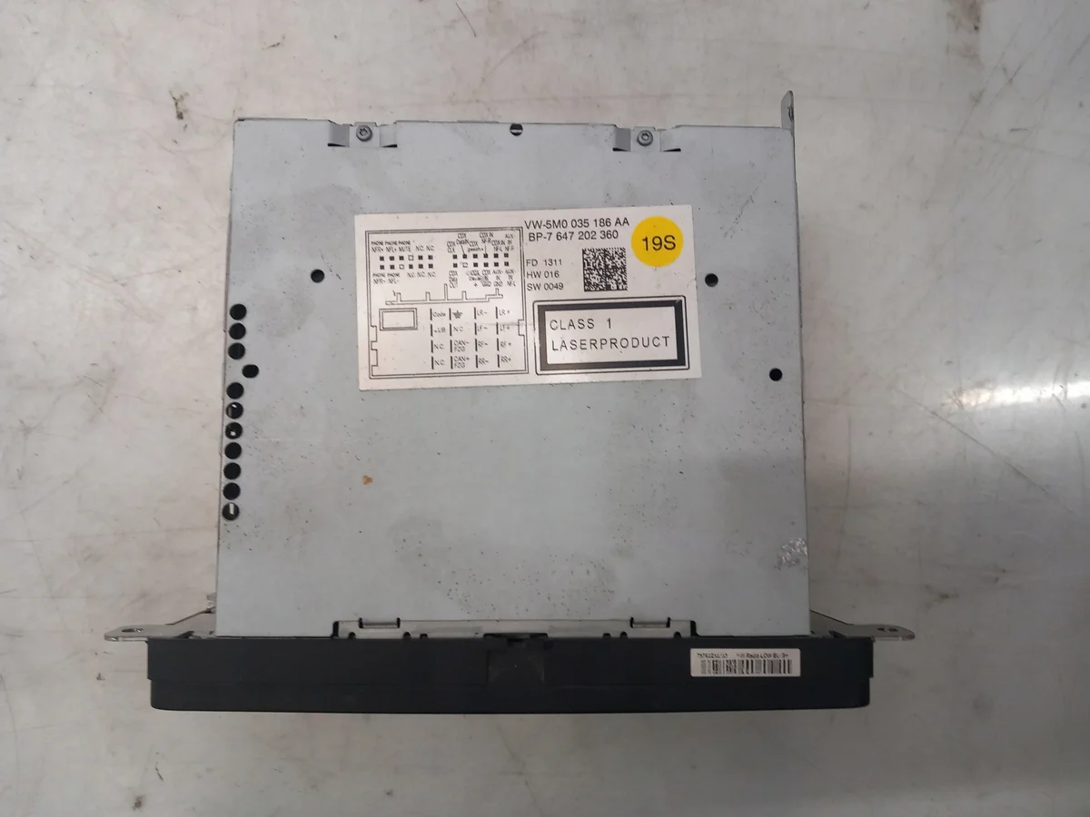 Radio Volkswagen 5M0035186AA image 4