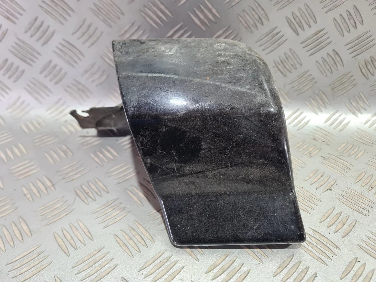 Opel Corsa D Friso Guarda-lamas Esquerdo 13245817