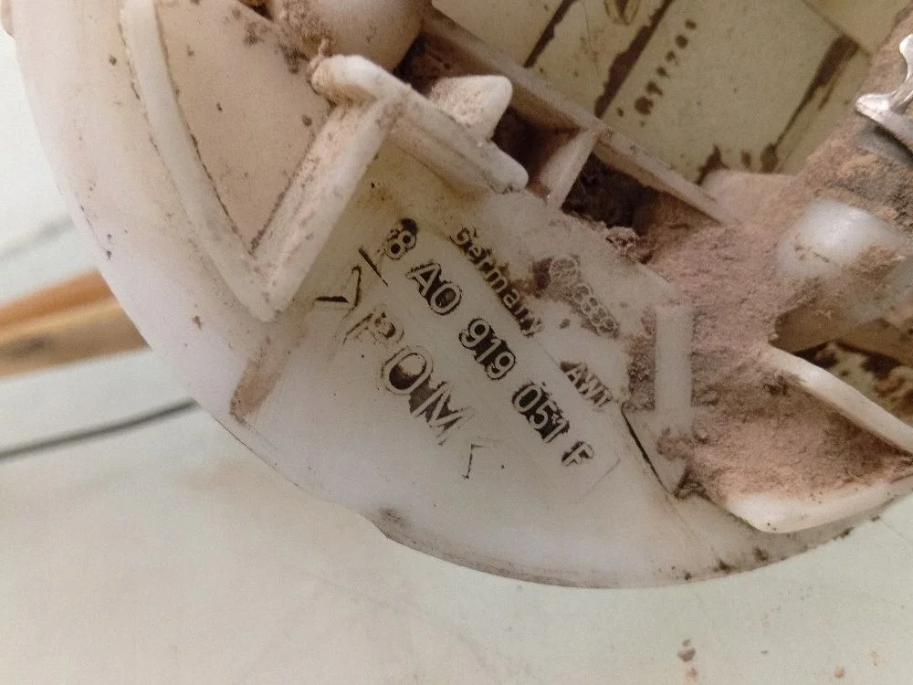 Brandstofniveausensor Audi 80 B4 8A0919051F image 6