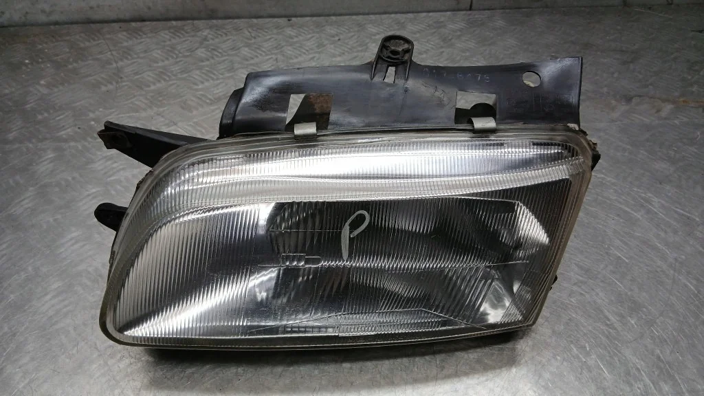 Scheinwerfer rechts Citroen Berlingo I
