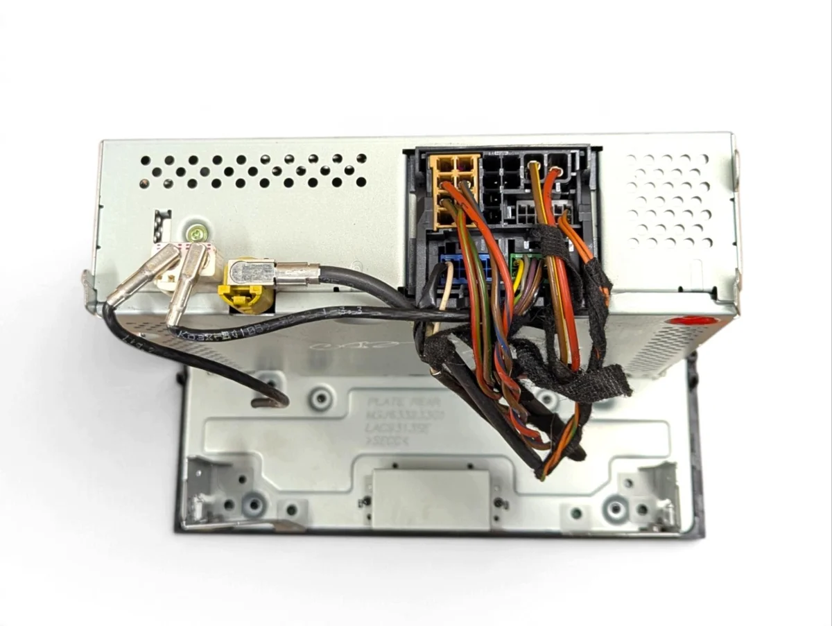 SEAT Toledo 4 Radio 5F0035888B image 8