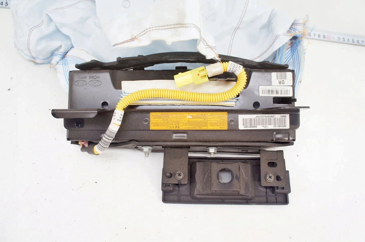 Knie-Airbag links Kia Optima JF IV VX126-AR22661 image 5