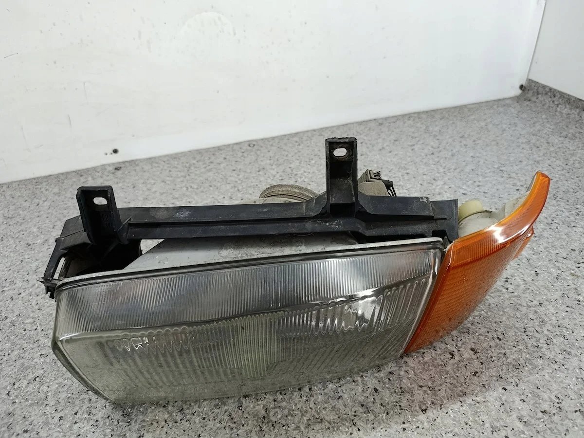 Scheinwerfer links VW Transporter T4 302-136-369-00 HELLA image 6
