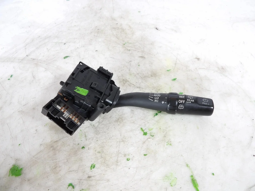 Interrupteur essuie-glace Toyota Avensis 84652-05170