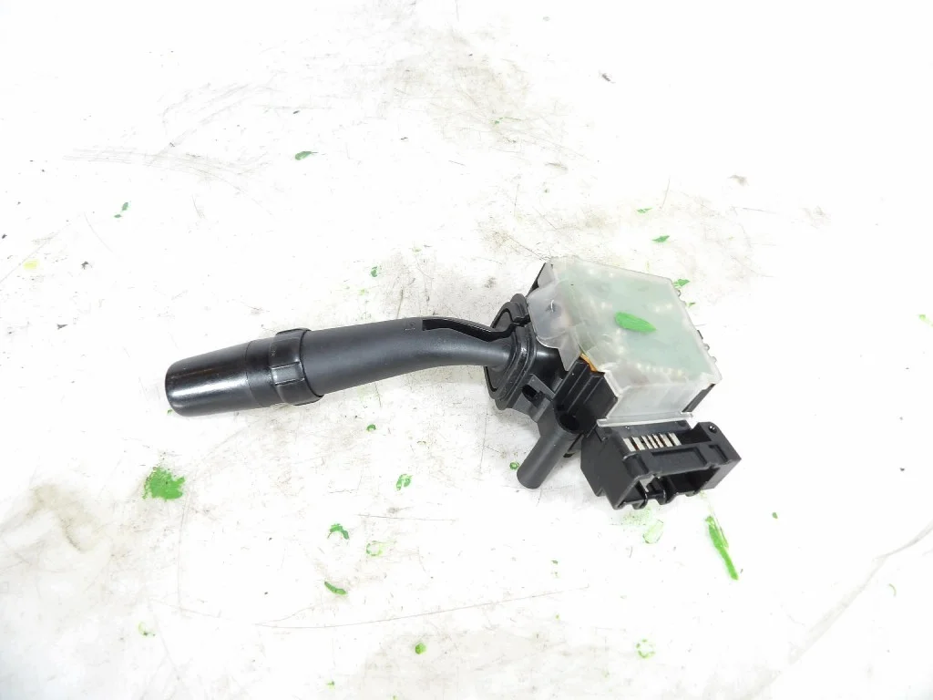 Blinkerhebel Toyota Avensis T25 84652-05170 image 3