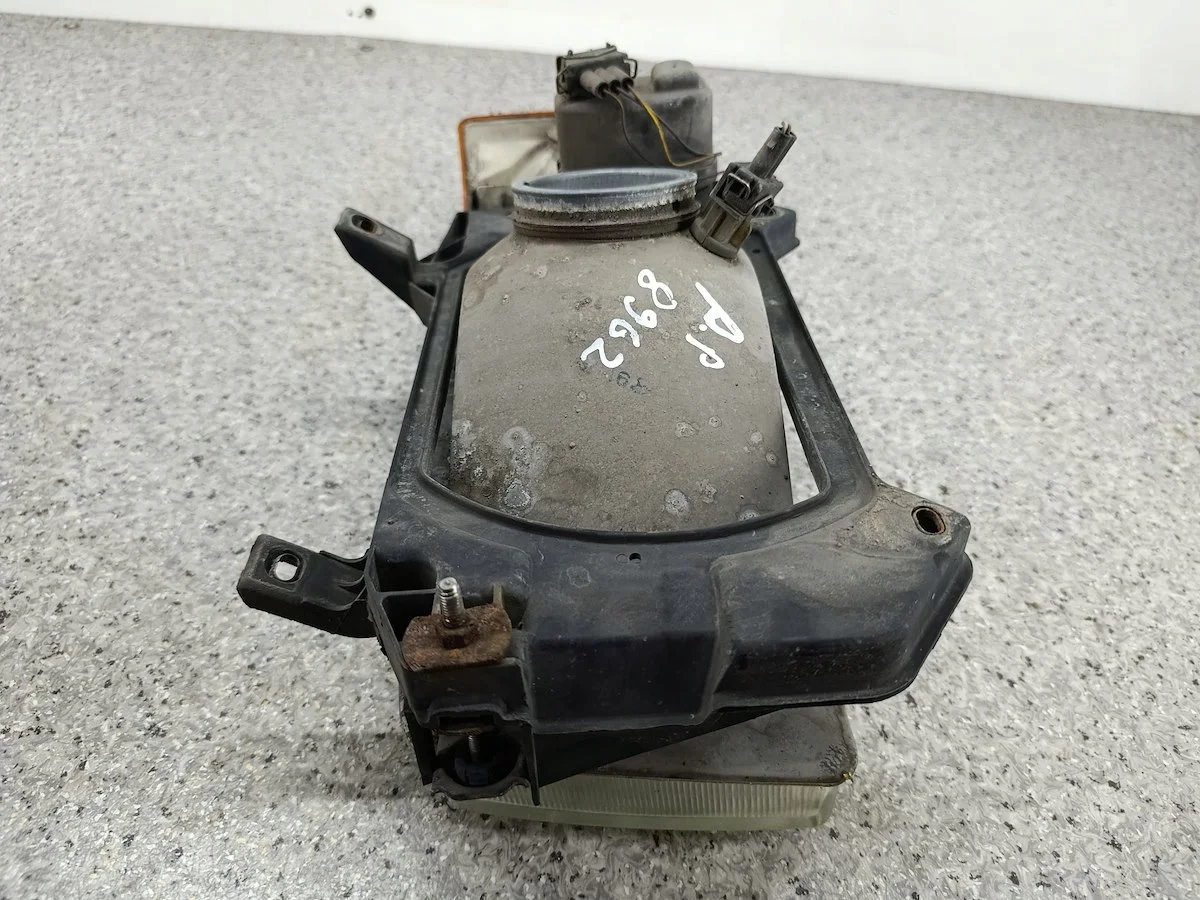 Scheinwerfer rechts VW Transporter T4 302-136-370-00 HELLA image 8
