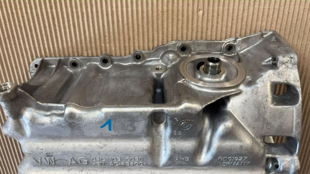 Mergulho de Óleo VW Polo VI 04c103603q