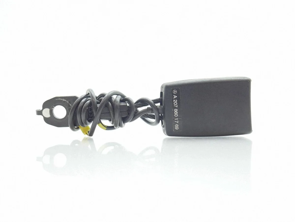Kiinnike, vasen etu, Mercedes E W207, WAH48550