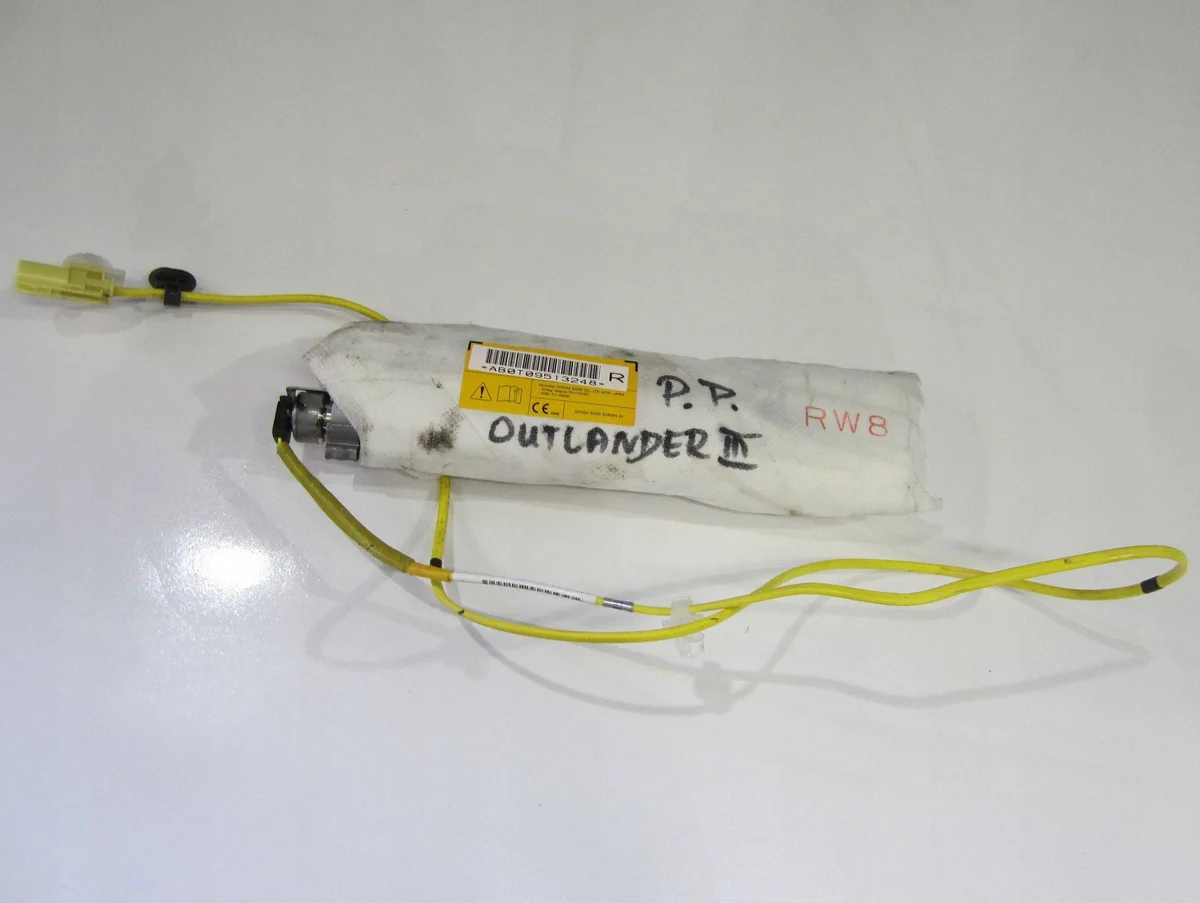 Airbag siège gauche Mitsubishi Outlander III GA33203620