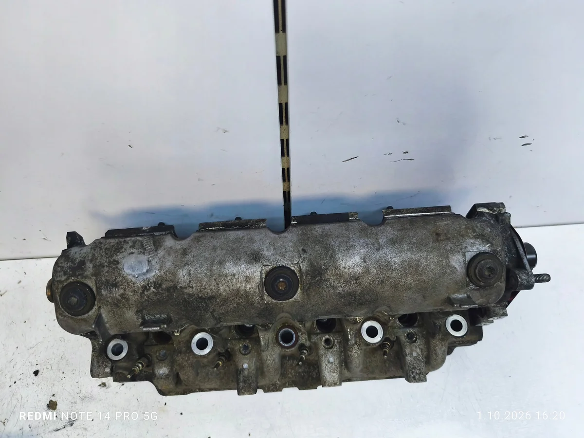 Moottorin sylinterikansi Renault Espace/Megane/Scenic 1.9 dCi GS27100160