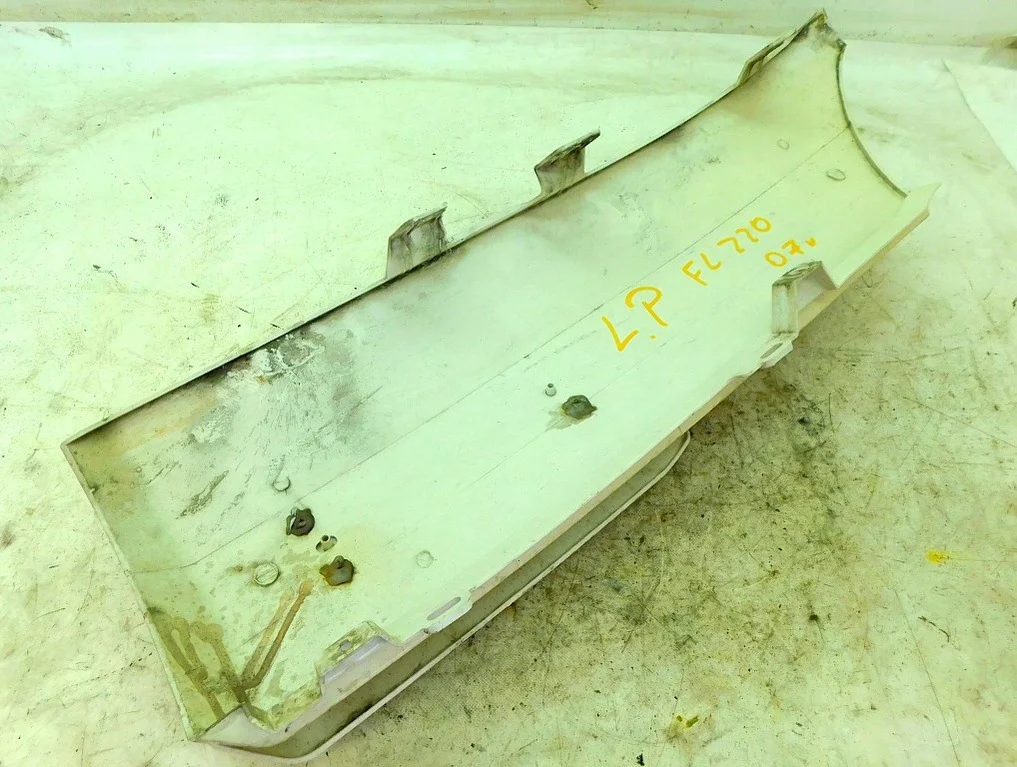 Nabot de phare Volvo FL FE 21169991 image 5