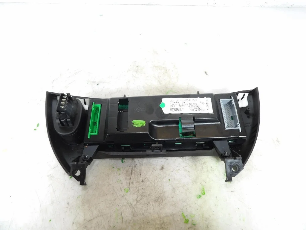 Paneeli ilmastoinnille Renault Scenic I 7700435400