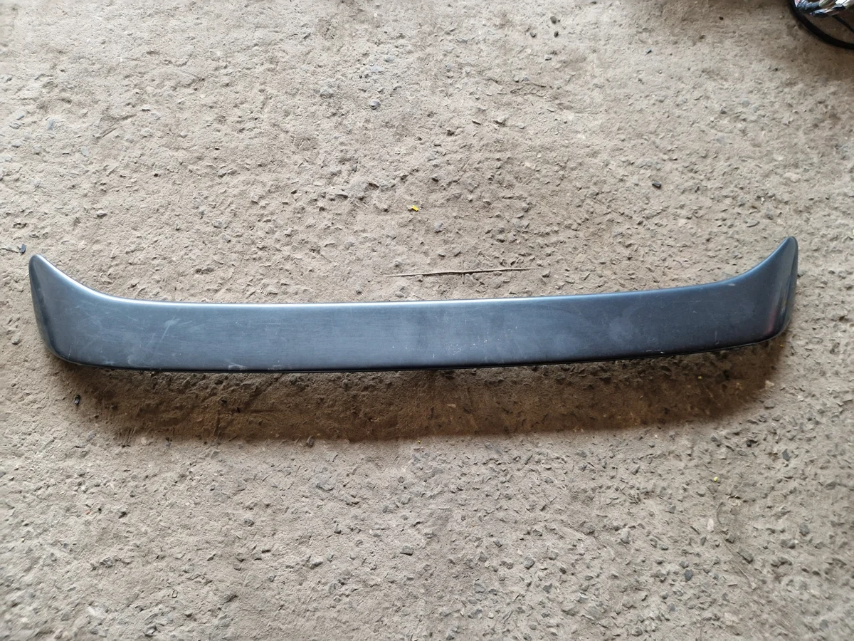 Spoiler coffre Seat Cordoba I