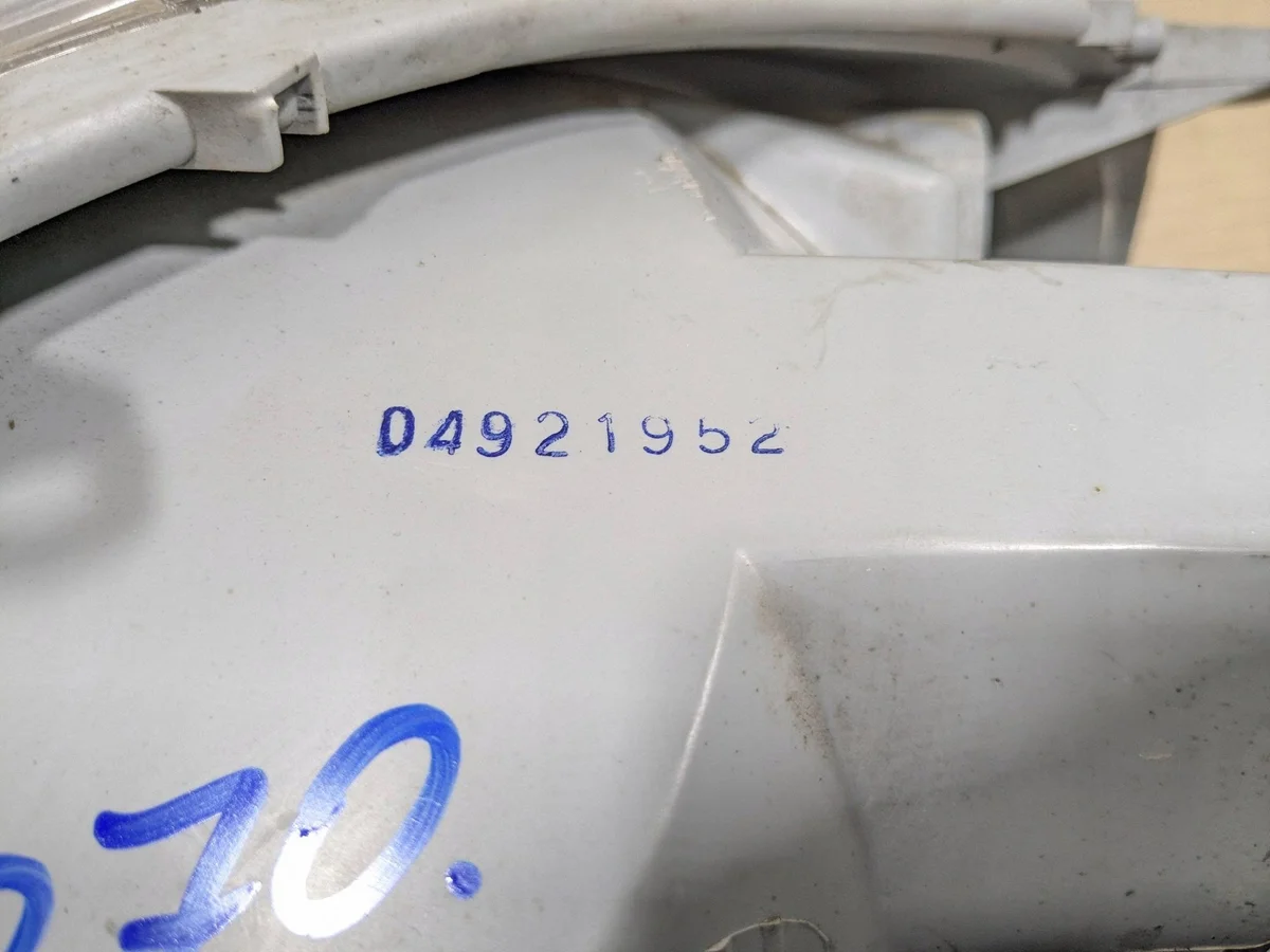 Toyota Yaris Ajovalo 0821211F7R oikea image 5