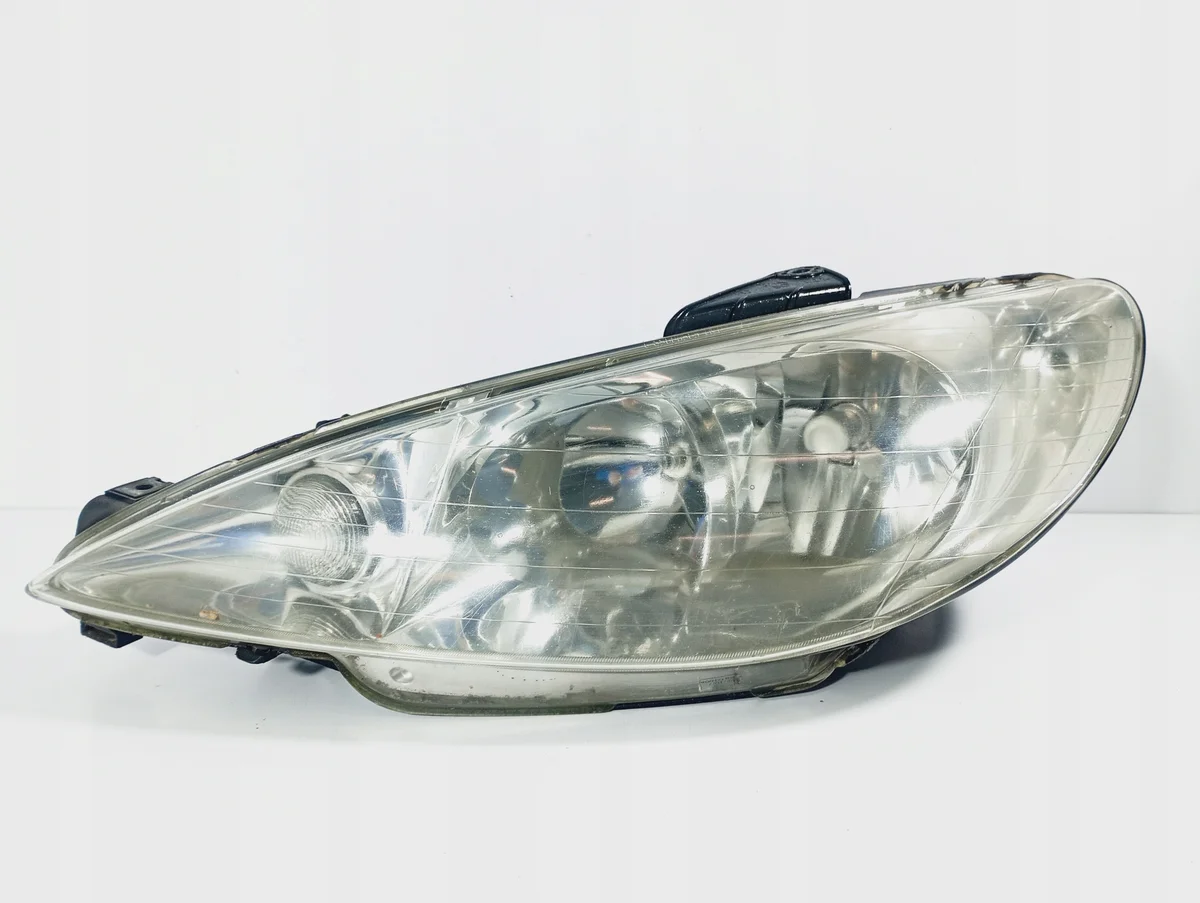 Farol Esquerdo Peugeot 206 CC M3R7P3