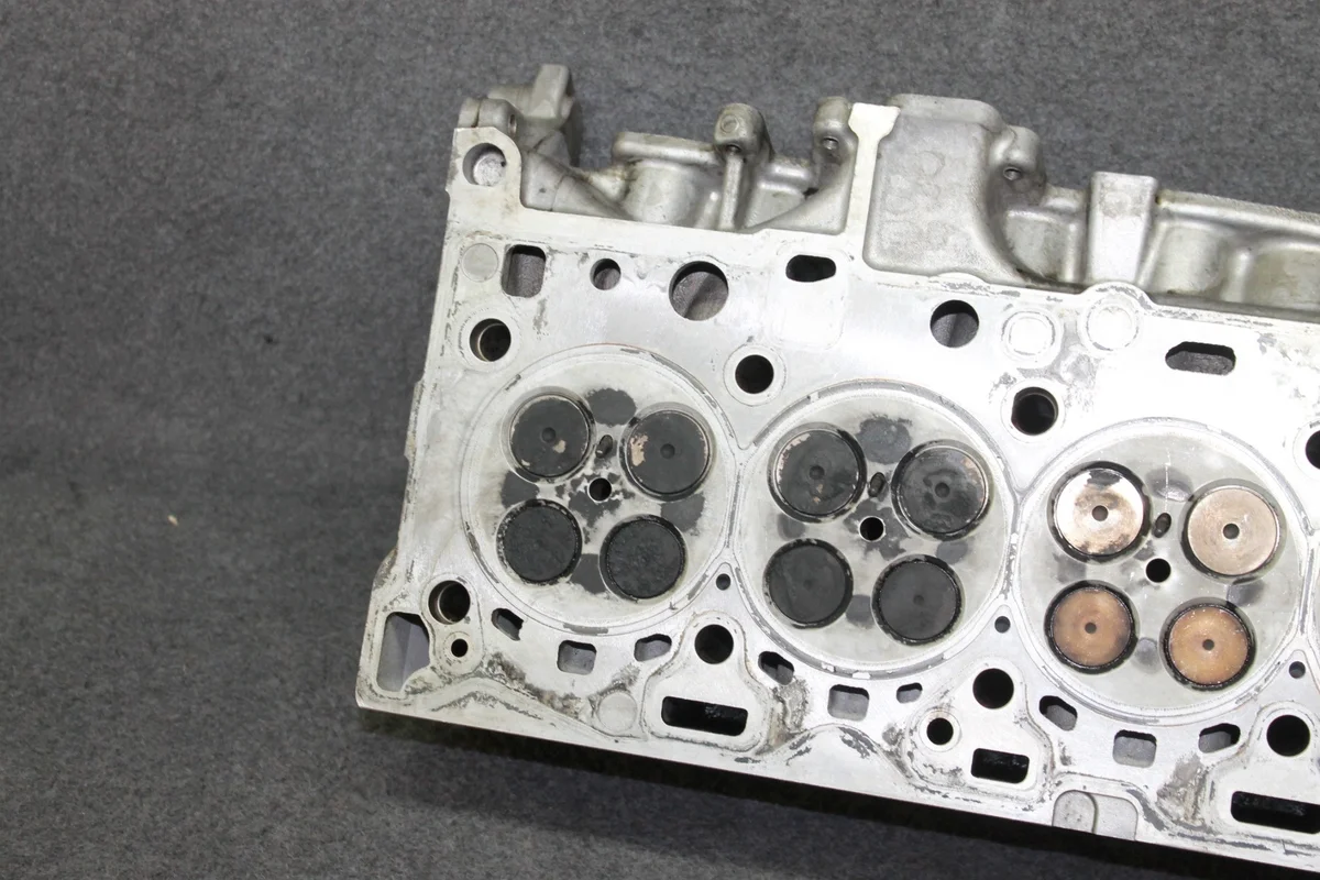 BMW Cilinderkop 11127810463 thumbnail 6