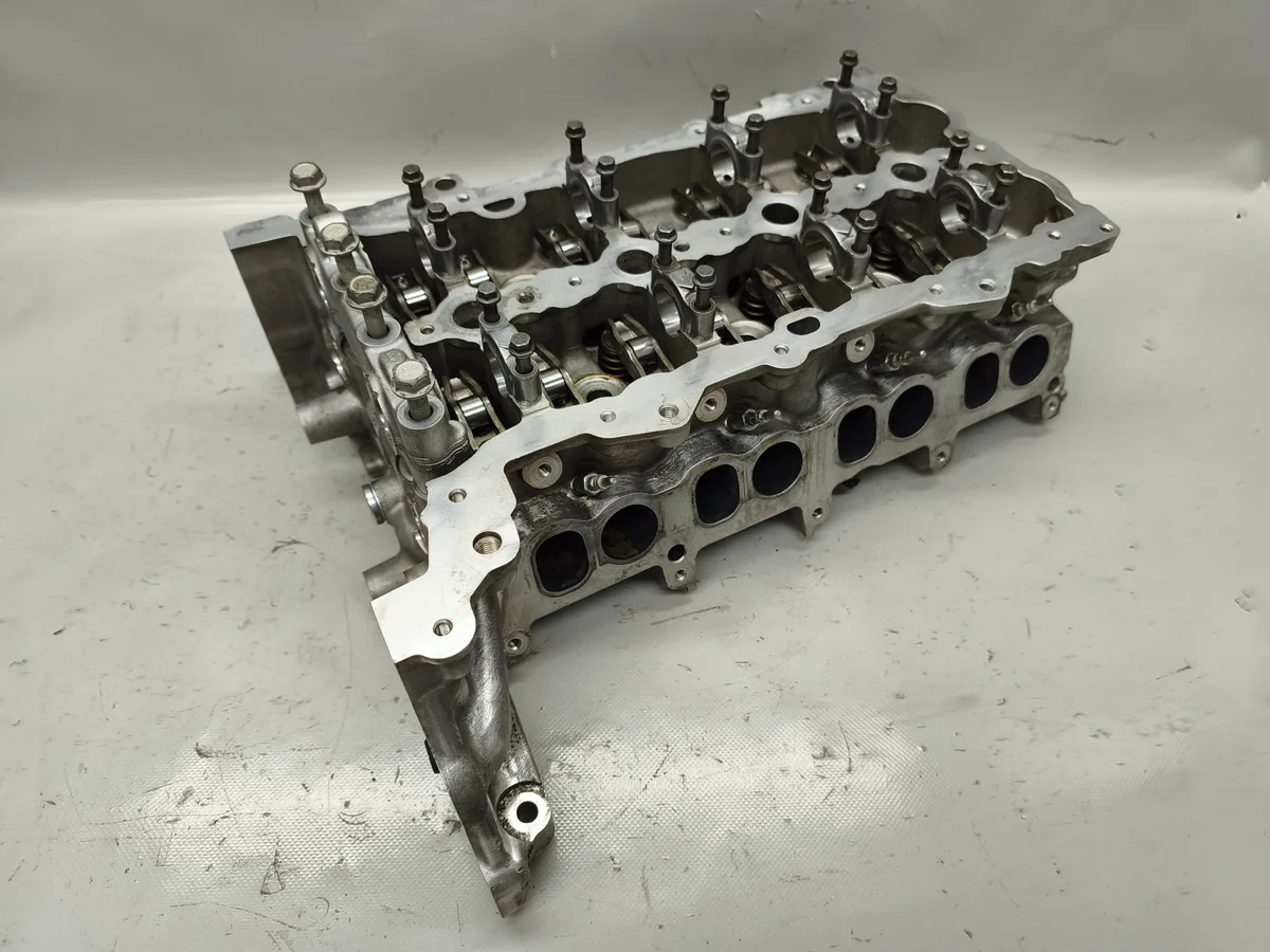 Engine Cylinder Head 1.6 CDTI B16DTH Opel Mokka Astra K 55489308