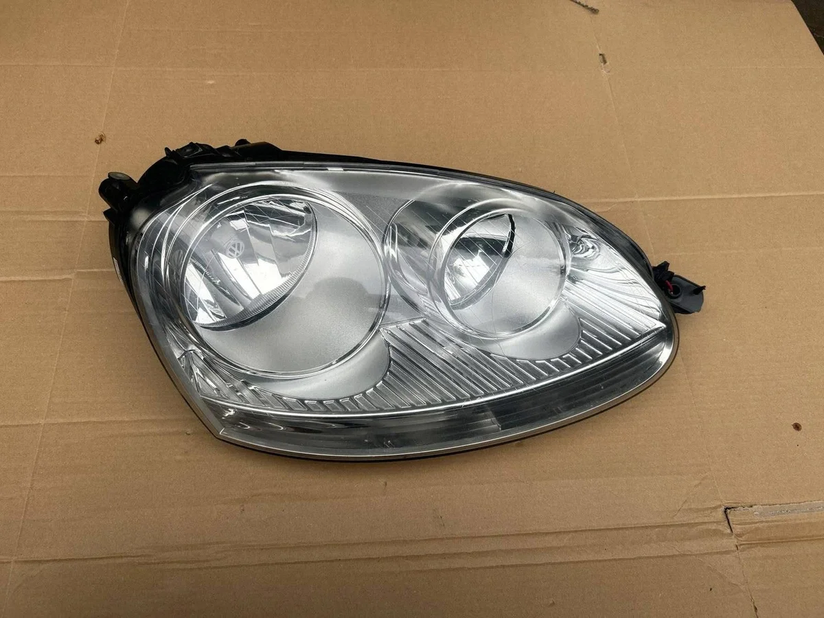 Faro delantero derecho VW Golf V 1K6941006P