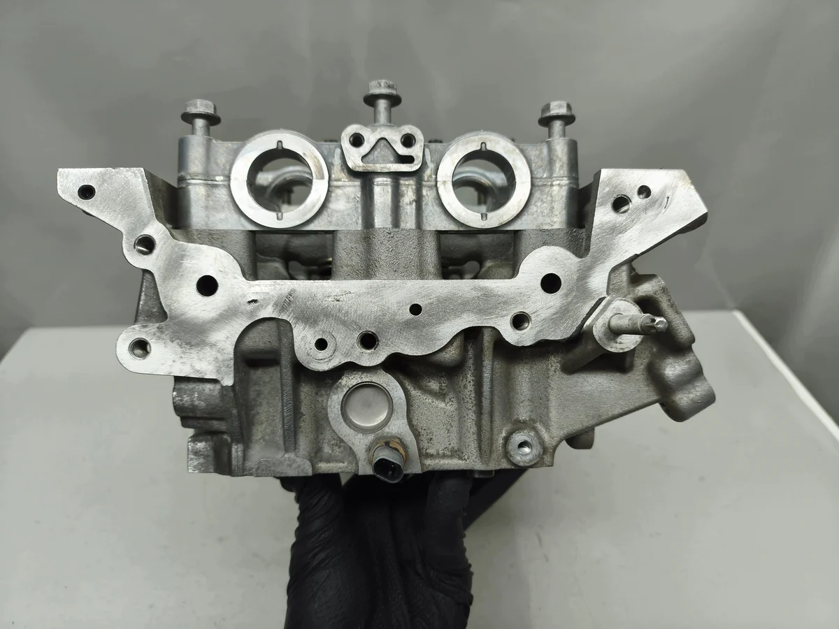 Sylinterikansi Opel 2.0 CDTI B20DTH 55599663 thumbnail 6