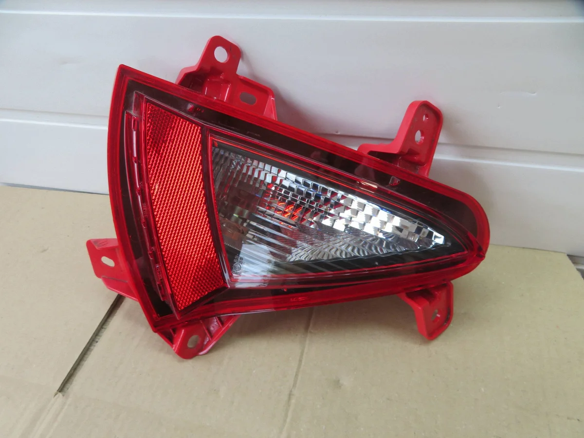 Lanterna Traseira Kia Sportage V 92405-R2000-REMO 21-24